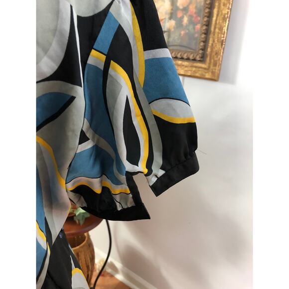 Antilia Femme Blouse Size XL V-Neck Pullover Embellished Short Sleeve Tie Back - Picture 6 of 10